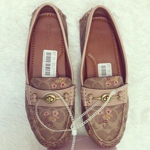 COACH Floral Bow Print Turnkock Loafers